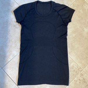 Lululemon Swiftly Tech short sleeve